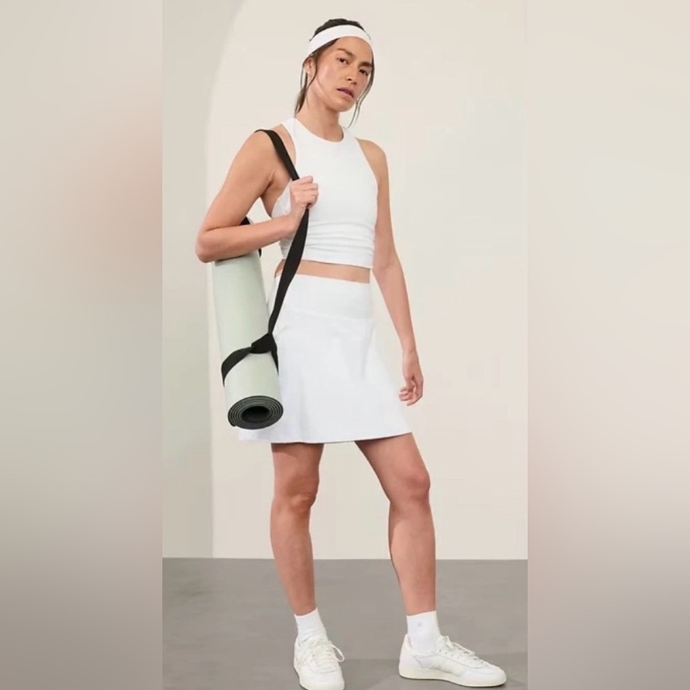 Athleta Salutation Stash Skort 16.5 Length XL White Skirt Pockets